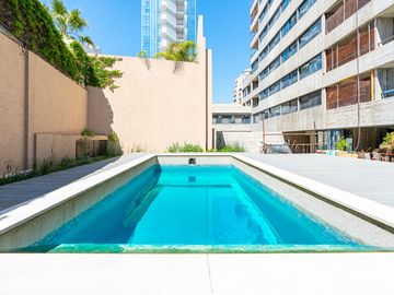 DEPARTEMENTO PREMIUM DE DOS DORMITORIOS VENTA PISCINA Y SOLARIUM CENTRO ROSARIO