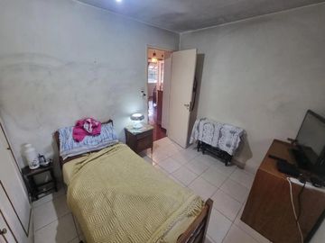 Quinta en venta - 3 Dormitorios 3 Baños - Cochera - 2.067Mts2 - Tortuguitas