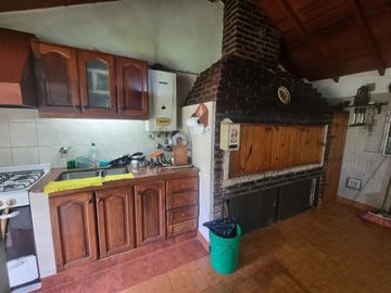 Quinta en venta - 3 Dormitorios 3 Baños - Cochera - 2.067Mts2 - Tortuguitas