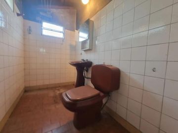 Quinta en venta - 3 Dormitorios 3 Baños - Cochera - 2.067Mts2 - Tortuguitas