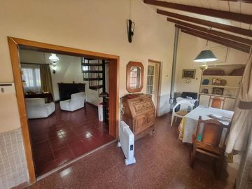 Quinta en venta - 3 Dormitorios 3 Baños - Cochera - 2.067Mts2 - Tortuguitas