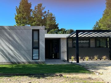 CASA, VENTA, COSTA ESMERALDA, DEPORTIVA, LOTE al 400, 5 AMBIENTES