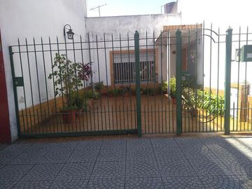 Casa - Lomas de Zamora Este