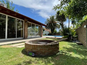 Casa en  venta en City Bell