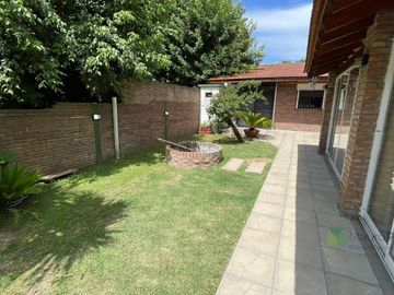 Casa en  venta en City Bell