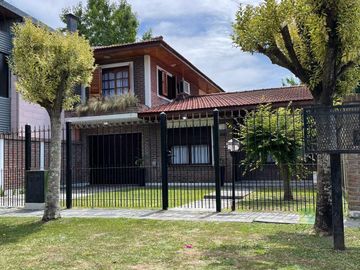 Casa en  venta en City Bell