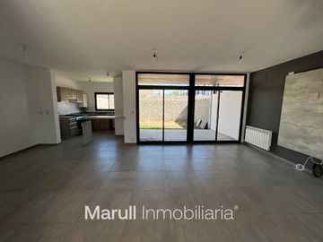 Dúplex en venta La Calandria | 3 dormitorios, Seguridad