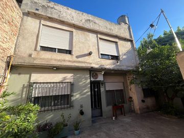 Casa en  venta en Lomas de Zamora