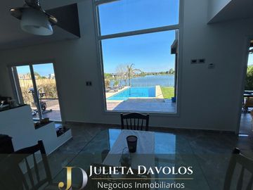 Casa a la laguna en Venta El Cantón Barrio Puerto-Escobar
