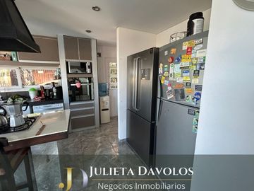 Casa a la laguna en Venta El Cantón Barrio Puerto-Escobar