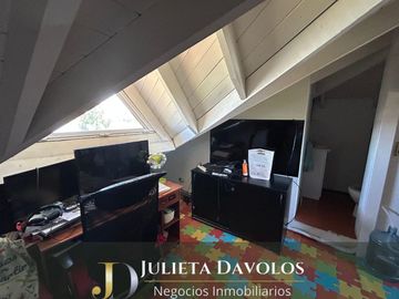 Casa a la laguna en Venta El Cantón Barrio Puerto-Escobar