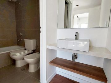 Departamento 2 dormitorios con cochera y amenities en  Montevideo 2700