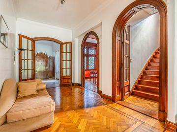 CASA - VENTA - 6 AMB - JARDIN - PISCINA - GARAGE - SUITE - BELGRANO R