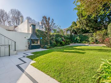 CASA - VENTA - 6 AMB - JARDIN - PISCINA - GARAGE - SUITE - BELGRANO R
