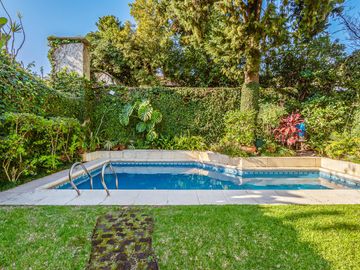 CASA - VENTA - 6 AMB - JARDIN - PISCINA - GARAGE - SUITE - BELGRANO R