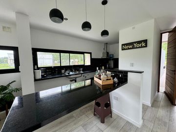 Casa en Haras del Sur III