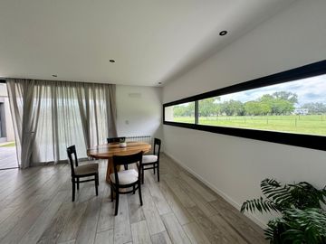 Casa en Haras del Sur III