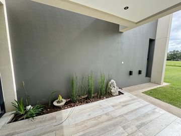 Casa en Haras del Sur III