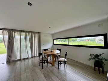 Casa en Haras del Sur III