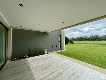 Casa en Haras del Sur III