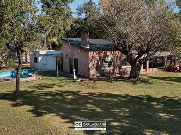 Casa en Funes