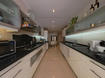 Venta Piso 3 dormitorios Vista Abierta Luminoso sobre Libertador Hipódromo Palermo