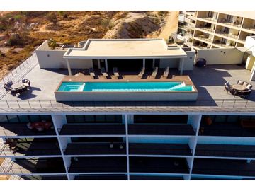Penthouse en venta en Los Cabos con vista directa a playa El Médano