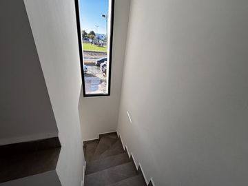 Casa Nueva con recámara en Planta Baja Zona Norte