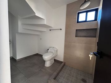 Casa Nueva con recámara en Planta Baja Zona Norte