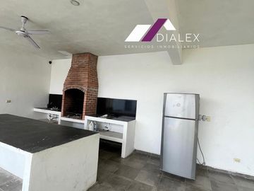 VENTA Quinta con terreno de 592 m2 -VALLE DE ZUAZUA- 3 Recámaras y 2 Baños
