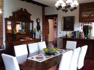 Linda casa  a la venta en calle cerrada, Lomas de San Ángel Inn.