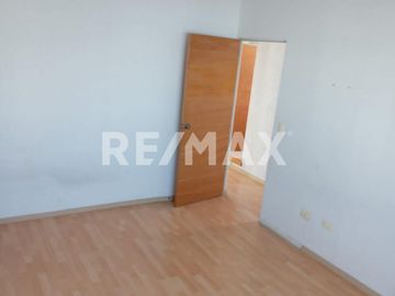 Casa en Venta - (3)