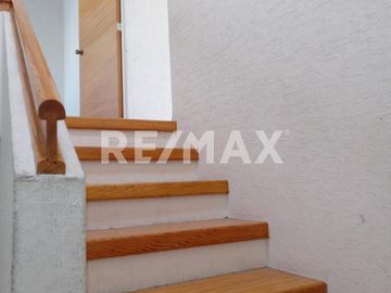 Casa en Venta - (3)