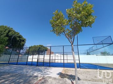 Venta de Residencia en Fraccionamiento Campestre el Paraíso