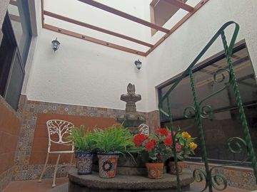 Venta de Residencia en Fraccionamiento Campestre el Paraíso