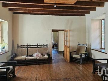 FINCA EN VENTA EN EL CENTRO DEL PUEBLO MAGICO DE RFEAL DEL MONTE,HIDALGO