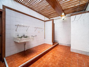 CASA EN RENTA EN SAN ANGEL