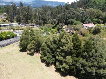 Terreno en  venta en Mirasierra a metros del CROE