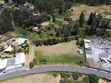 Terreno en  venta en Mirasierra a metros del CROE