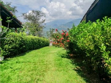 VENTA DE CASA INDEPENDIENTE EN SOPETRAN