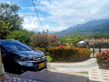 VENTA DE CASA INDEPENDIENTE EN SOPETRAN