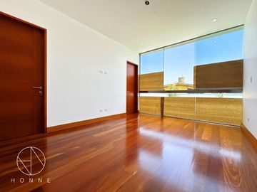 Casa de Estreno en La Molina Vieja!!