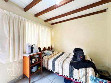 Venta de Edificio de tres pisos a precio de Ocasión!