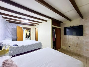 Venta de Edificio de tres pisos a precio de Ocasión!