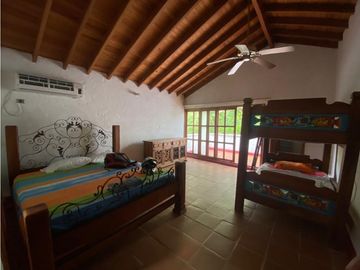 VENTA DE FINCA EN SANTA FE DE ANTIOQUIA
