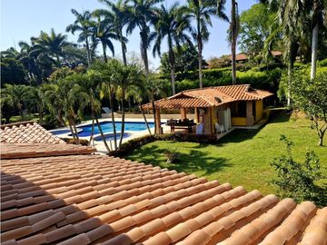 VENTA DE FINCA EN PARCELACION SANTA FE DE ANTIOQUIA