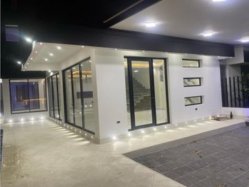 VENTA DE CASA EN SAN JERONIMO