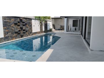 VENTA DE CASA EN SAN JERONIMO
