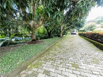 VENTA DE FINCA INDEPENDIENTE EN SOPETRAN
