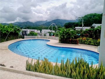 VENTA DE CASA EN CONDOMINIO SOPETRAN